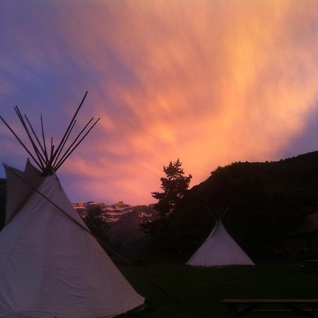 Hotel Tipi Nature Grand Confort Gavarnie Exterior foto